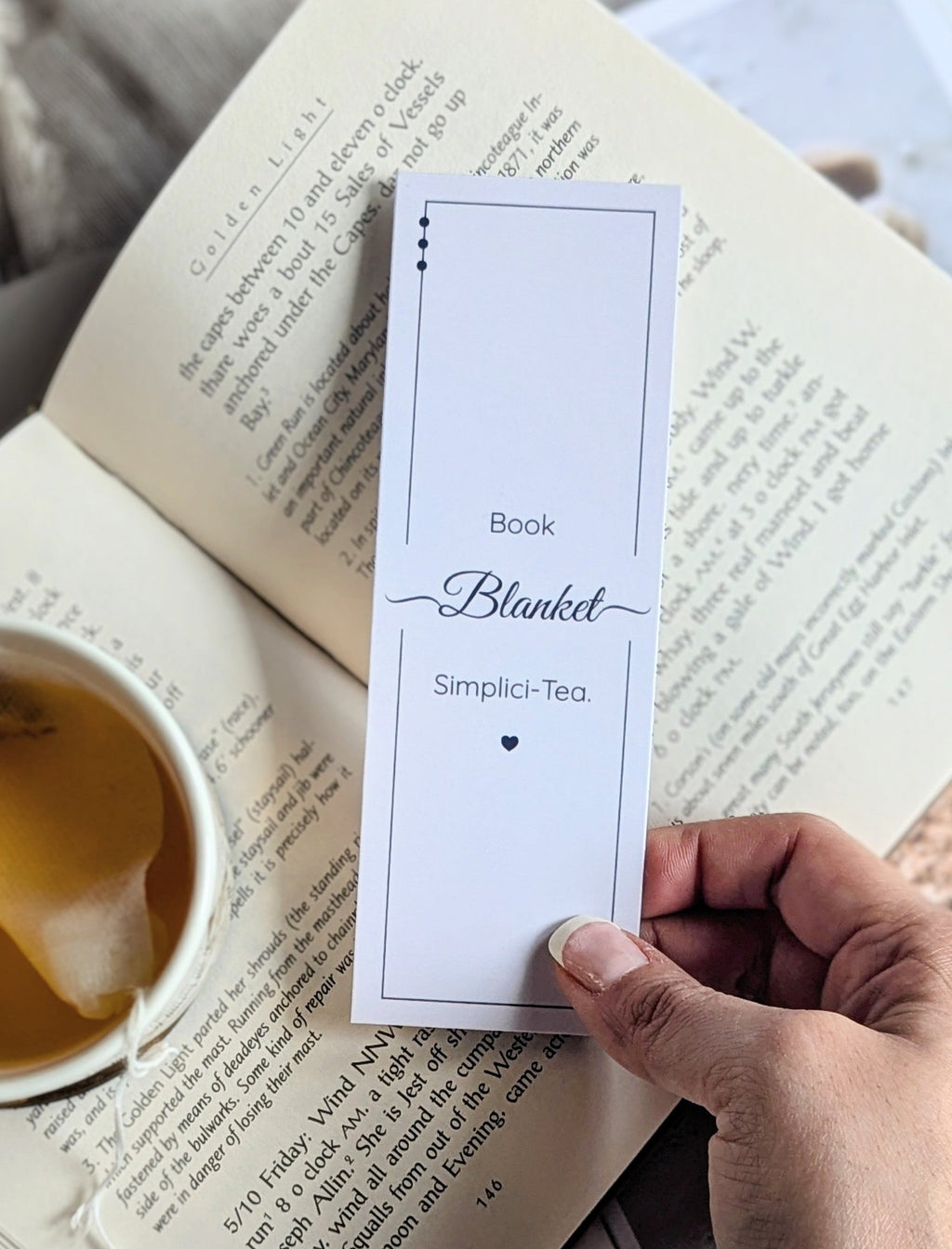Book Blanket Simplici-Tea Cozy Bookmark