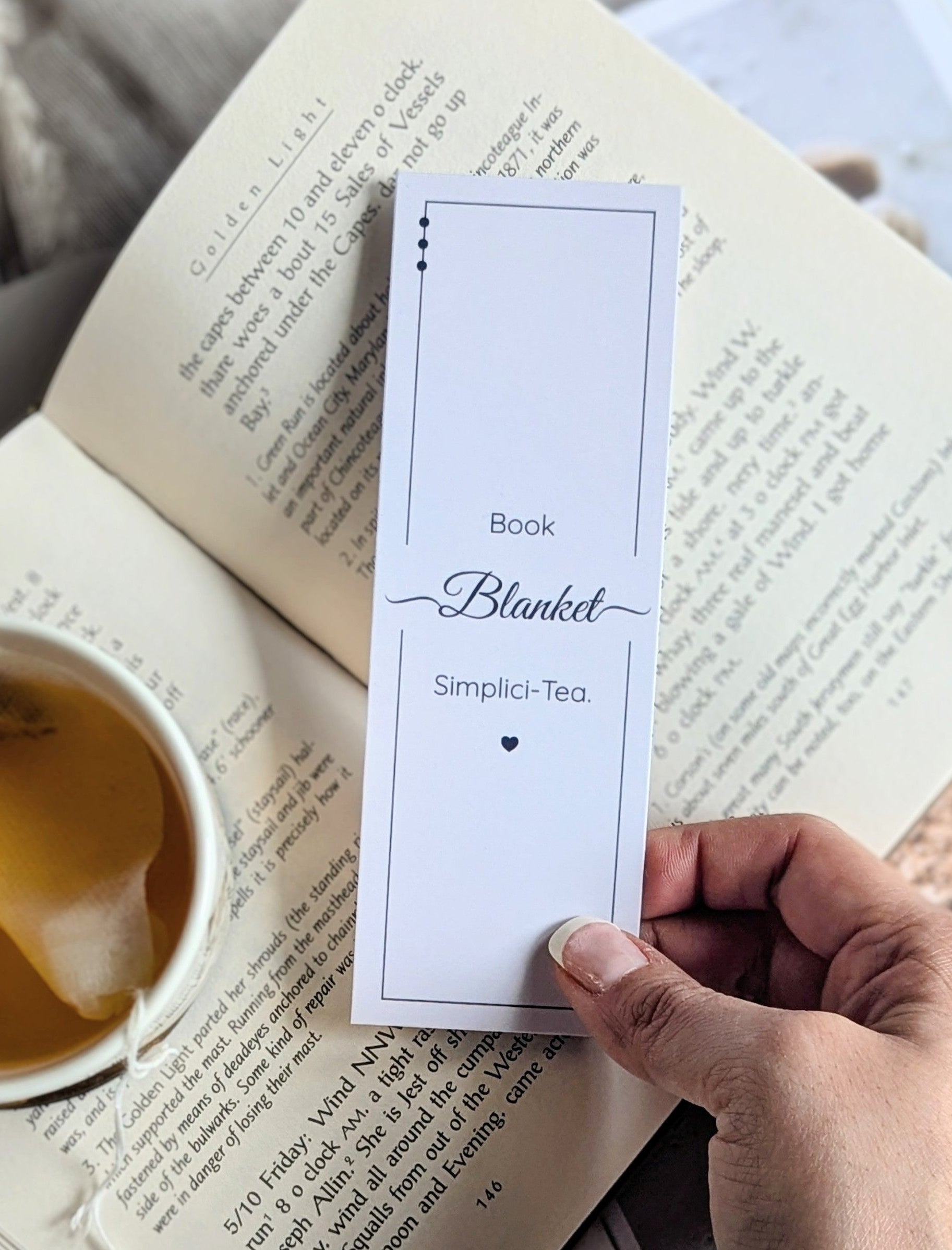 Book Blanket Simplici-Tea Cozy Bookmark